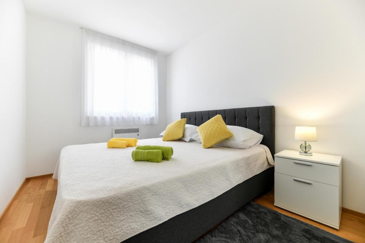 Modern Apartment For 2025' Vacation In 扎达尔 外观 照片