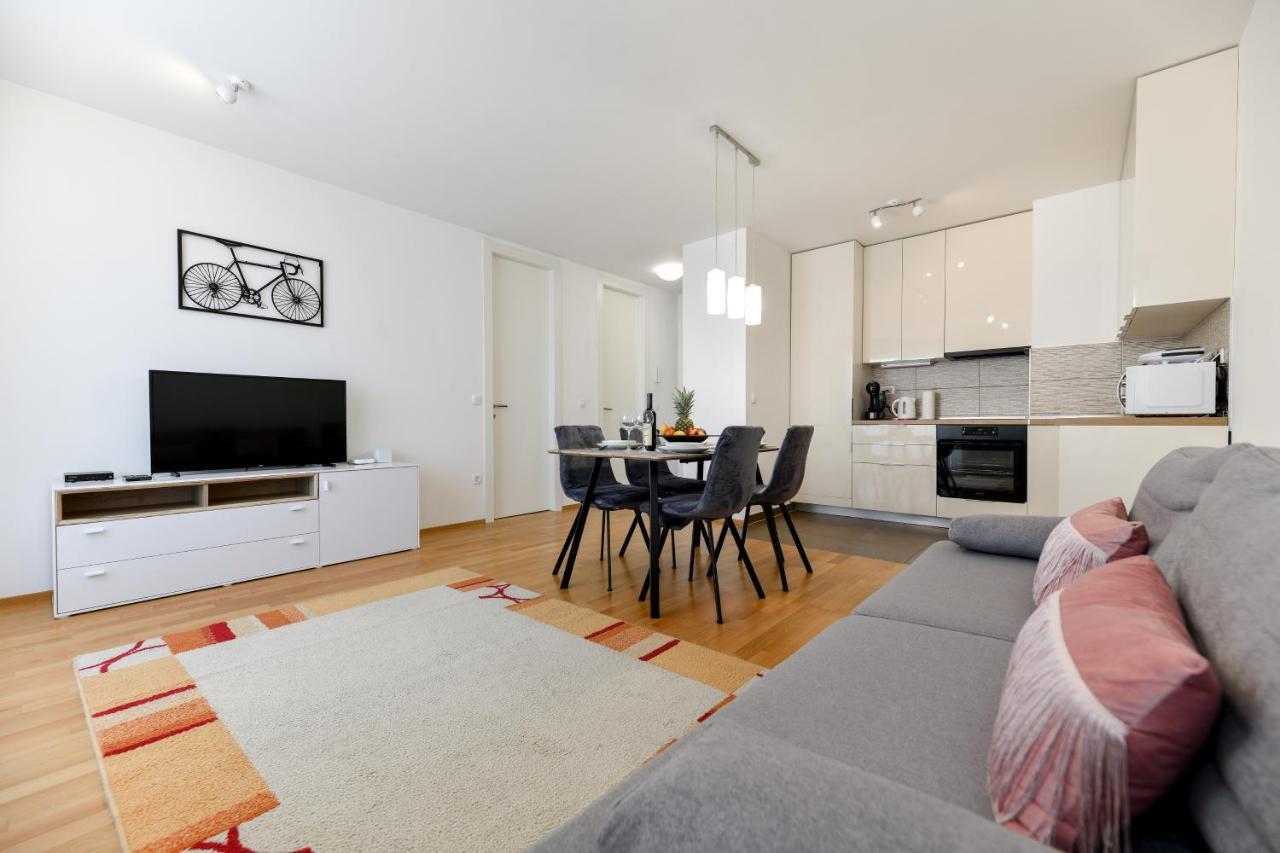 Modern Apartment For 2025' Vacation In 扎达尔 外观 照片