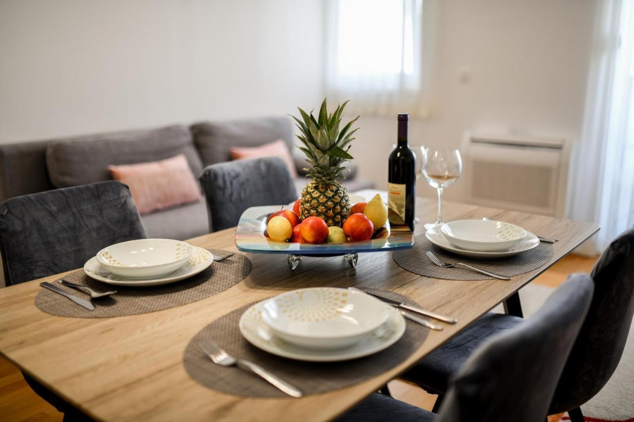 Modern Apartment For 2025' Vacation In 扎达尔 外观 照片