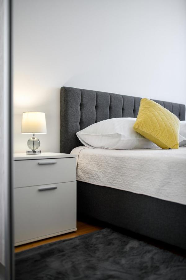 Modern Apartment For 2025' Vacation In 扎达尔 外观 照片