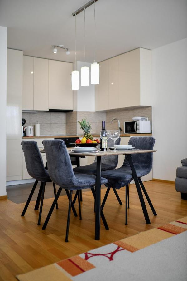Modern Apartment For 2025' Vacation In 扎达尔 外观 照片
