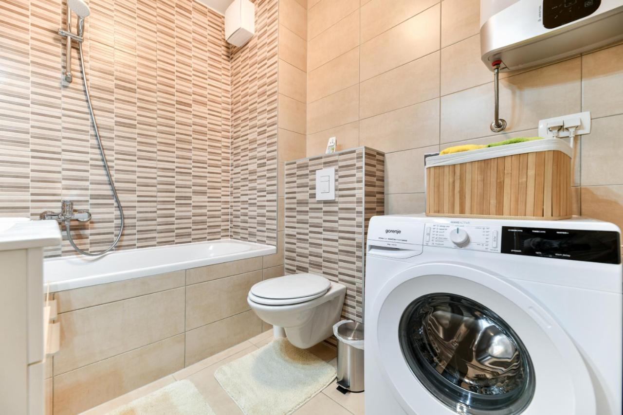 Modern Apartment For 2025' Vacation In 扎达尔 外观 照片