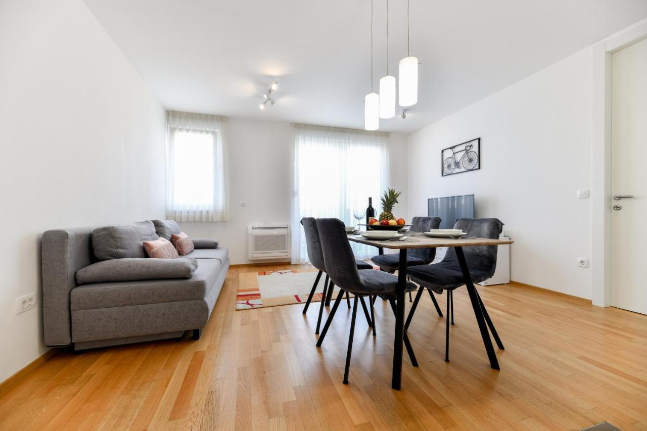 Modern Apartment For 2025' Vacation In 扎达尔 外观 照片