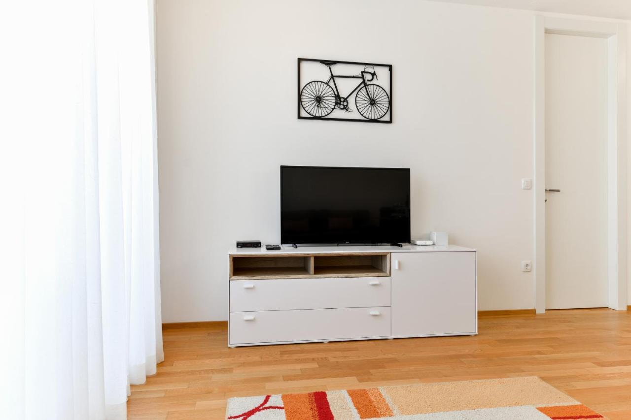 Modern Apartment For 2025' Vacation In 扎达尔 外观 照片