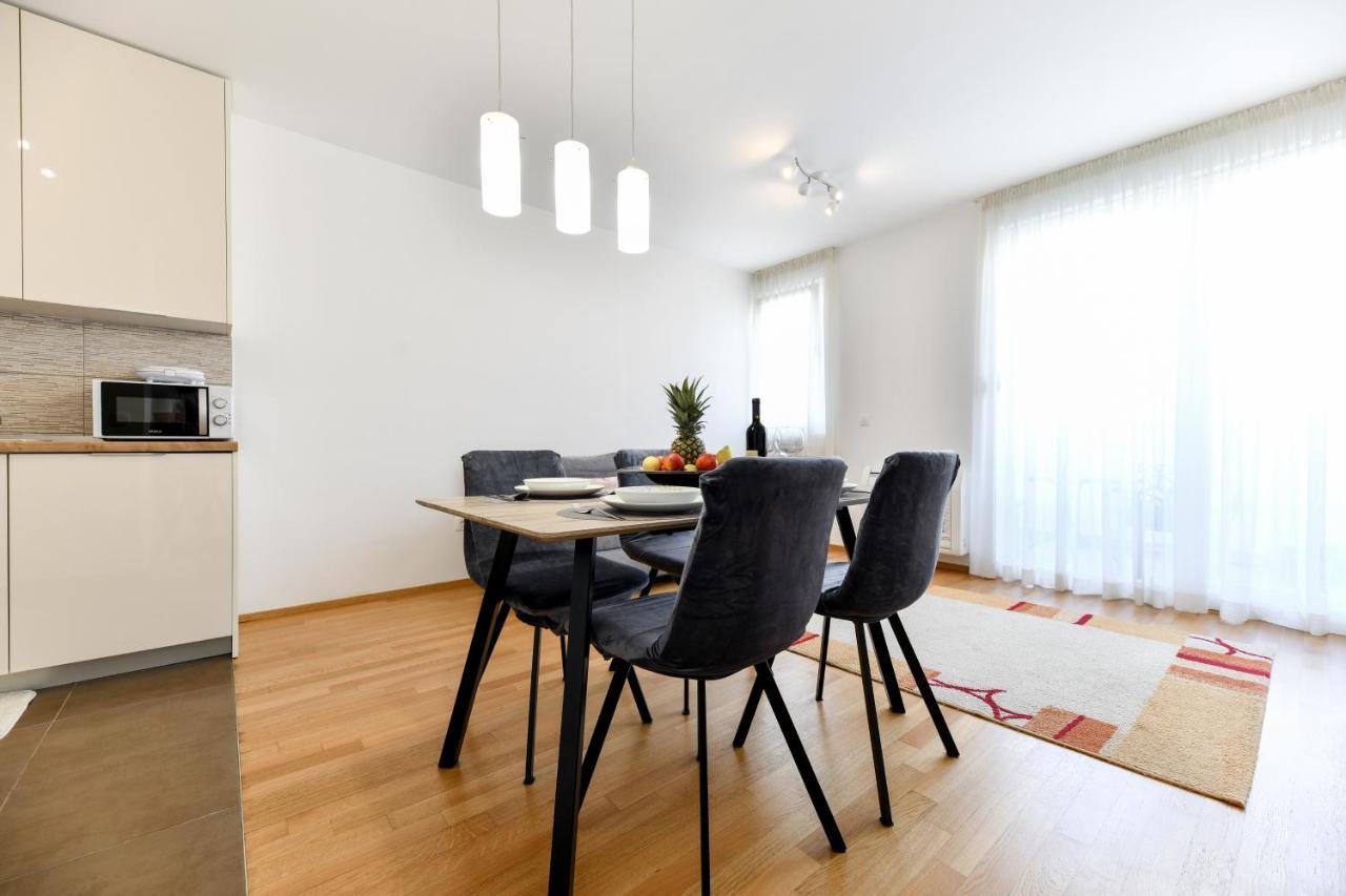 Modern Apartment For 2025' Vacation In 扎达尔 外观 照片